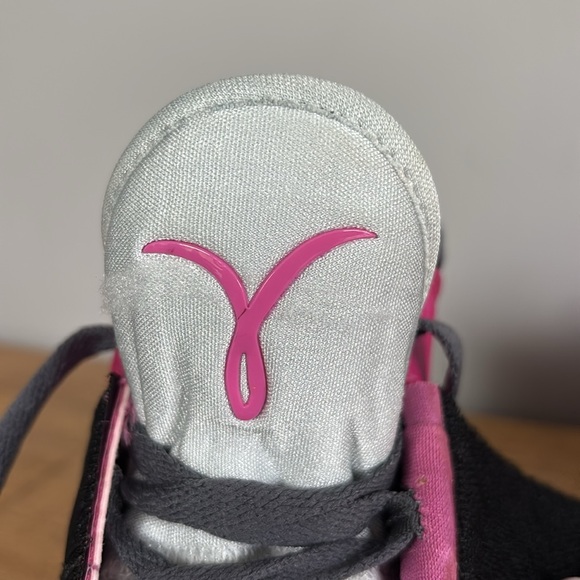 Nike LeBron Zoom Solider VII PINKEFIRE Youth High-Tops size 7 - Picture 10 of 11